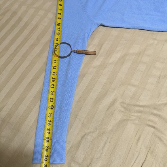 NWT Lord & Taylor Light blue 100% cashmere SZ L - Picture 5 of 9